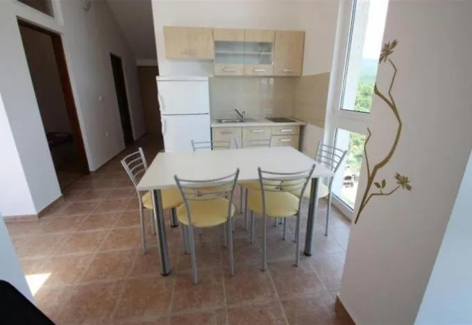 With A Parking Space - 11423 דירה *